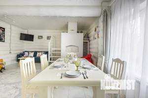 Дом 182м², 2-этажный, посуточно,