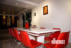 Дом 400м², 2-этажный, посуточно,