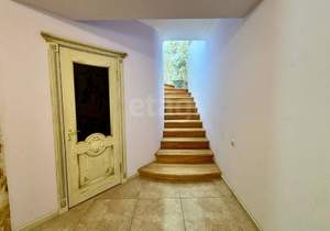 Дом 440м², 3-этажный, участок 15 сот.