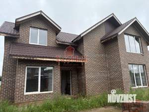 Дом 240м², 2-этажный, участок 12 сот.