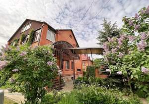 Дом 390м², 3-этажный, участок 9 сот.