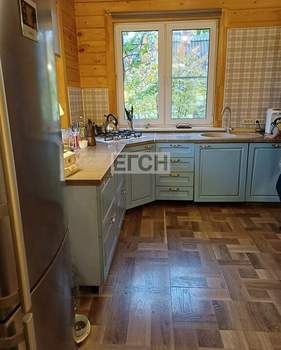 Дом 176м², 2-этажный, участок 8 сот.