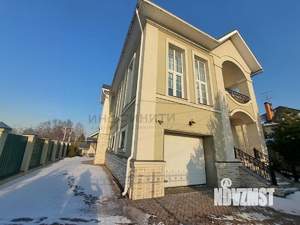 Дом 780м², 3-этажный, участок 15 сот.