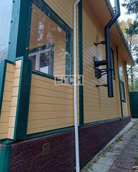 Дом 176м², 2-этажный, участок 8 сот.