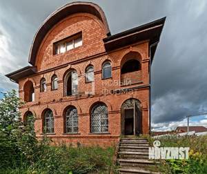 Дом 369м², 2-этажный, участок 12 сот.