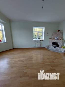 Дом 417м², 3-этажный, участок 20 сот.