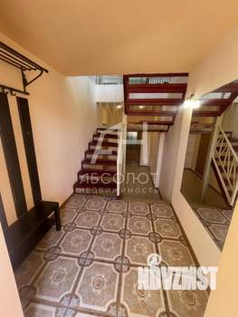 Дом 287м², 2-этажный, участок 12 сот.