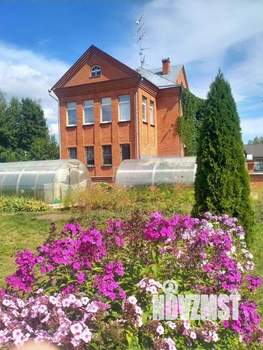 Дом 381м², 2-этажный, участок 18 сот.