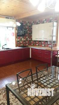 Дом 160м², 2-этажный, на длительный срок, 