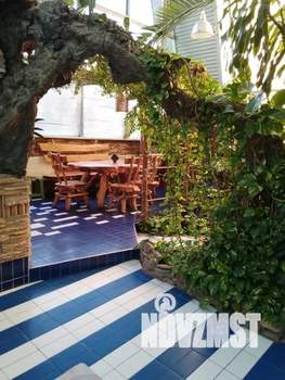 Дом 400м&sup2;, 3-этажный, посуточно, 