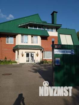 Дом 400м&sup2;, 3-этажный, посуточно, 