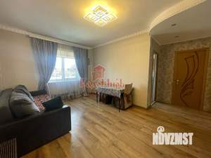 Дом 220м&sup2;, 2-этажный, на длительный срок, 