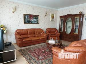 Дом 270м², 3-этажный, посуточно, 