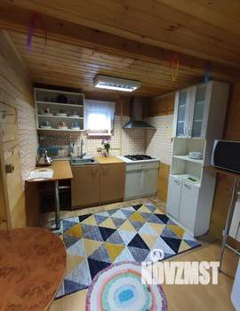 Дом 50м², 2-этажный, посуточно, 