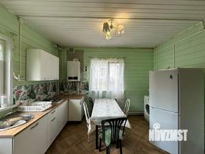 Дом 100м&sup2;, 2-этажный, участок 8 сот.  