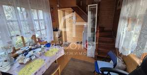 Дом 40м&sup2;, 2-этажный, участок 10 сот.  