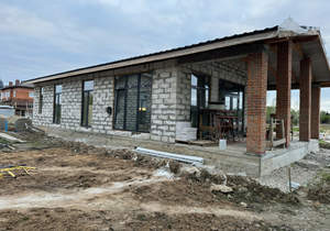 Дом 136м&sup2;, 1-этажный, участок 6 сот.  