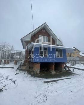 Дом 62м&sup2;, 2-этажный, участок 10 сот.  