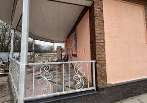 Дом 140м&sup2;, 1-этажный, участок 6 сот.  