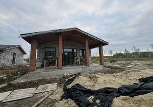 Дом 136м&sup2;, 1-этажный, участок 6 сот.  