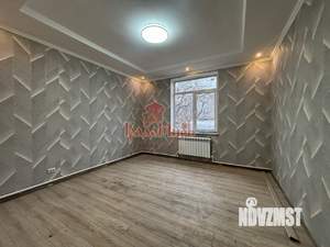 Дом 180м&sup2;, 2-этажный, участок 4 сот.  