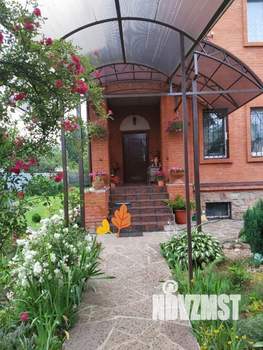 Коттедж 460м², 3-этажный, участок 9 сот.  