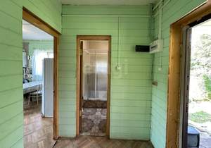 Дом 100м&sup2;, 2-этажный, участок 8 сот.  