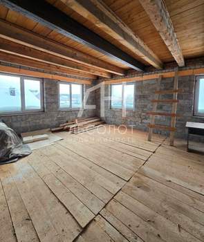 Дом 168м&sup2;, 2-этажный, участок 6 сот.  