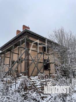 Дом 260м², 2-этажный, участок 12 сот.  