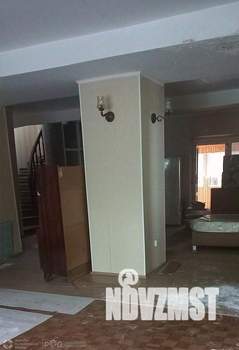 Коттедж 672м&sup2;, 2-этажный, участок 36 сот.  