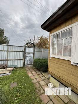 Дом 30м&sup2;, 2-этажный, участок 4 сот.  