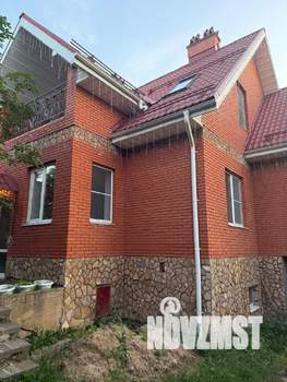 Дом 209м&sup2;, 2-этажный, участок 9 сот.  