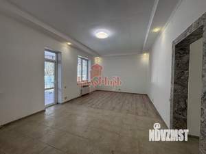 Дом 120м&sup2;, 1-этажный, участок 6 сот.  