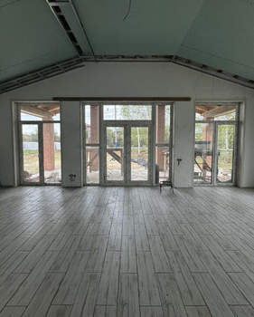 Дом 136м&sup2;, 1-этажный, участок 6 сот.  