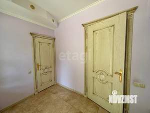 Дом 440м&sup2;, 3-этажный, участок 15 сот.  