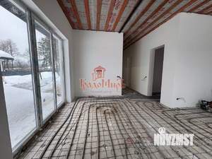 Дом 105м&sup2;, 1-этажный, участок 6 сот.  