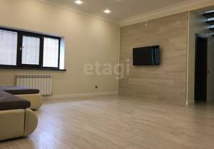 Дом 244м&sup2;, 3-этажный, участок 7 сот.  