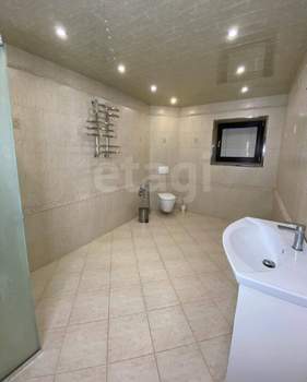 Дом 244м&sup2;, 3-этажный, участок 7 сот.  