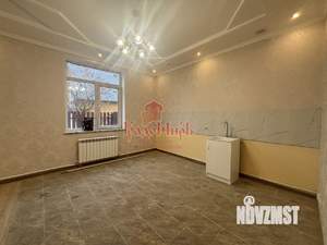 Дом 180м&sup2;, 2-этажный, участок 4 сот.  