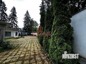 Дом 440м², 3-этажный, участок 15 сот.  
