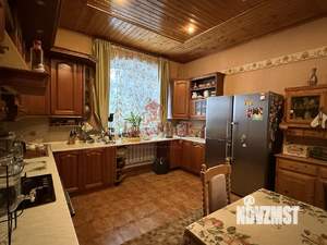 Коттедж 444м&sup2;, 3-этажный, участок 11 сот.  