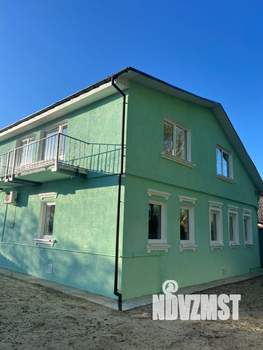 Дом 220м², 2-этажный, участок 6 сот.  