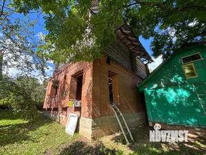 Дом 200м&sup2;, 2-этажный, участок 9 сот.  