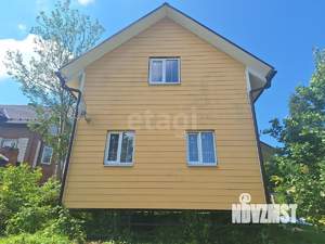 Дом 100м&sup2;, 2-этажный, участок 8 сот.  