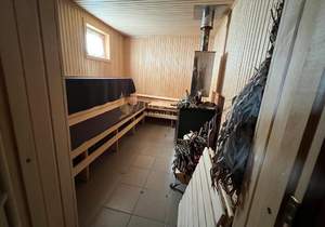 Дом 150м², 2-этажный, участок 10 сот.  