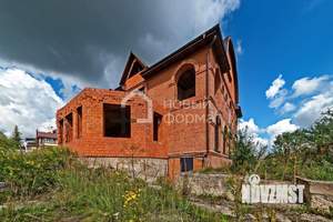 Дом 369м², 2-этажный, участок 12 сот.  