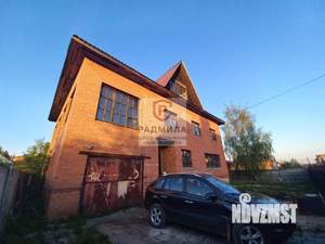 Дом 462м², 3-этажный, участок 7 сот.  