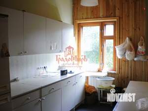 Дом 453м², 2-этажный, участок 15 сот.  