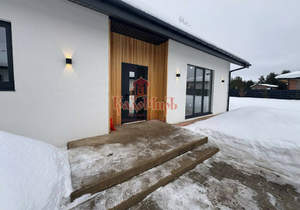 Дом 105м&sup2;, 1-этажный, участок 6 сот.  