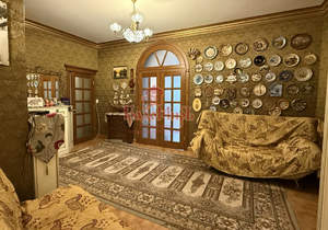 Дом 444м&sup2;, 3-этажный, участок 11 сот.  